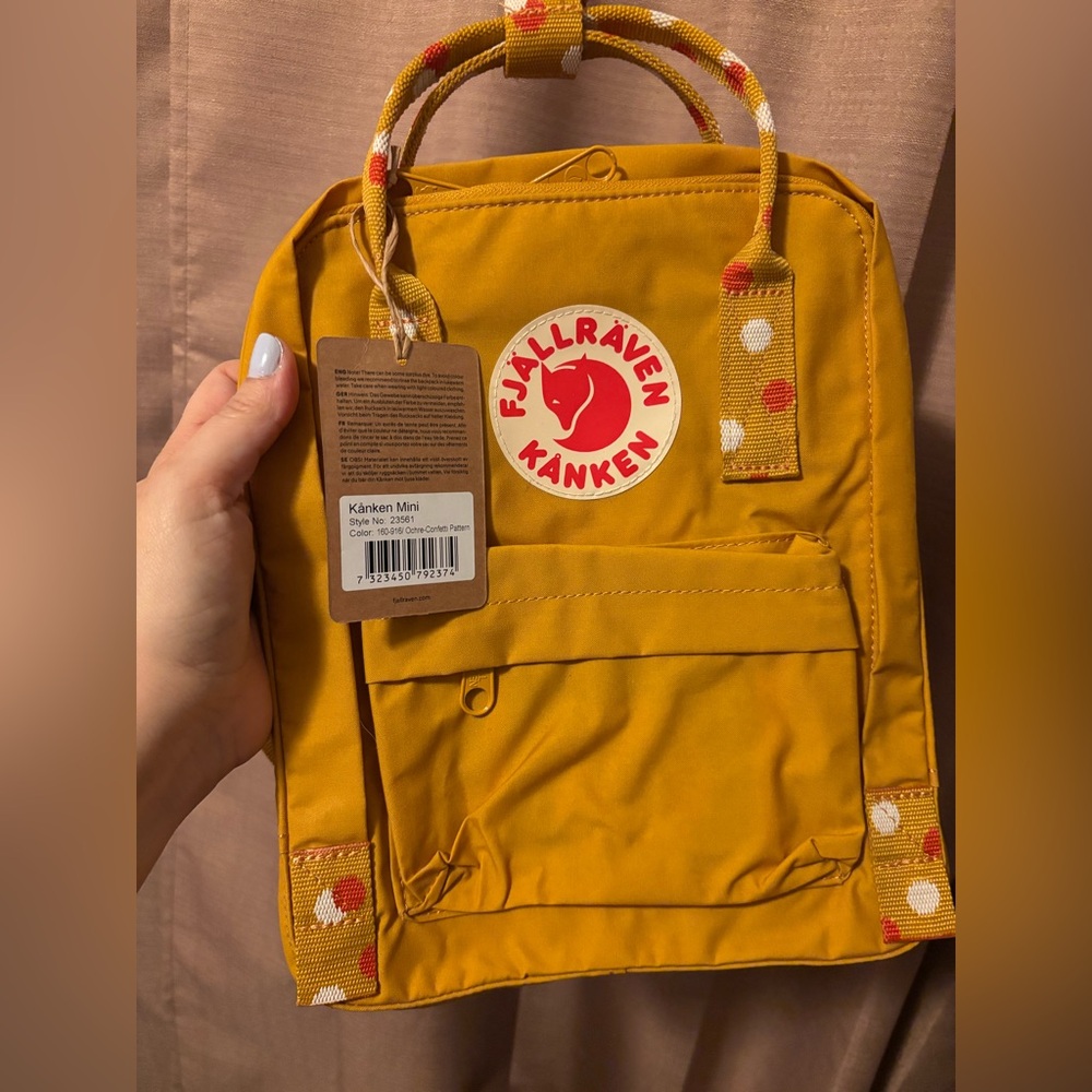 FJALL RAVEN KANKEN Mini backpack color- Ochre 💛 Confetti Dot NWT RARE Polkadot